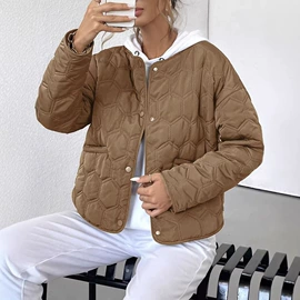 连衣裙;女式衬衫;时尚休闲套装