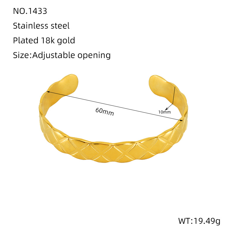 Personalidad tendencia de moda de acero de titanio brazalete de apertura mujer INS viento exagerado irregular C brazalete al por mayor en stock