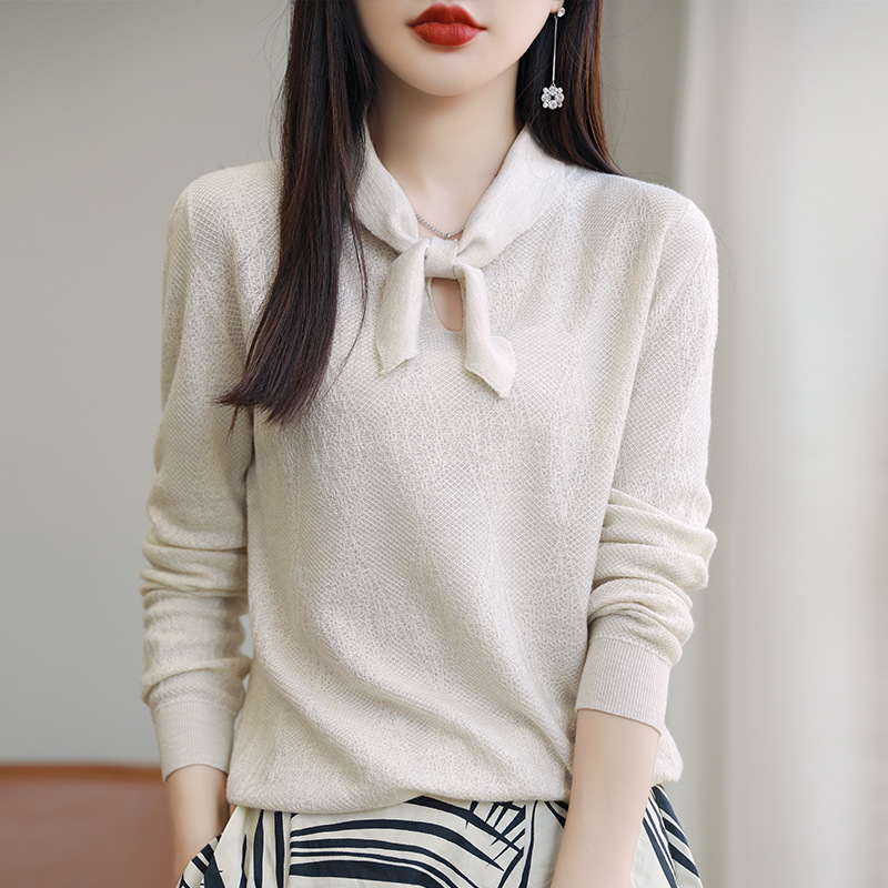 French Elegant Light Luxury High-end Tencel Wool Sweater For Women In Autumn Socialite Design Bow Sweater For Women