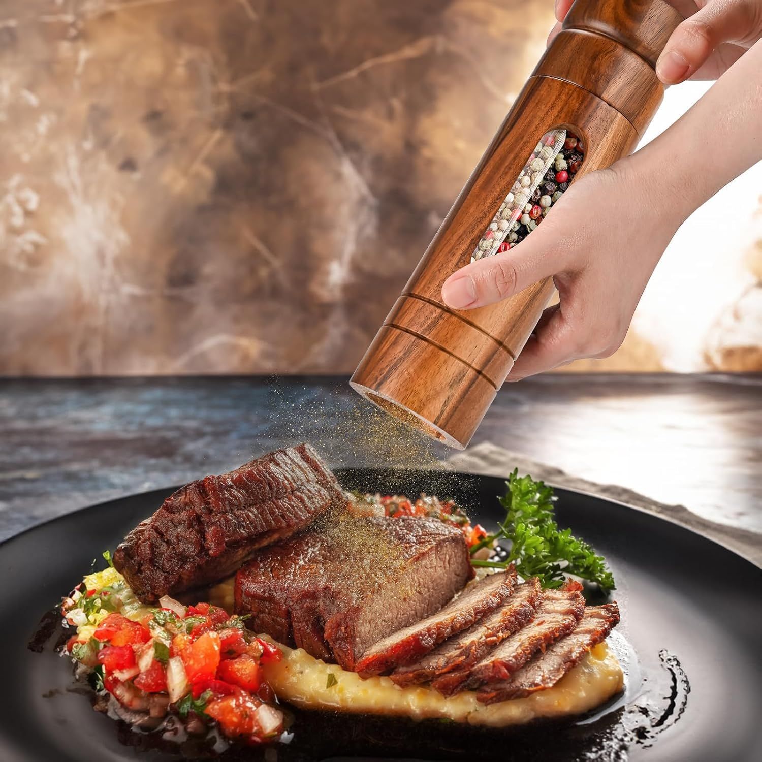 Nuevo molino de pimienta doméstico molino de pimienta negra cerámica molino de pimienta manual botella de condimento multipropósito herramientas de cocina