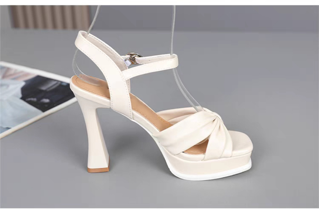 Women's High-Heeled 2024 Summer New Style High-End Chunky Heel Sandals With Waterproof Platform And Single Strap Buckle_vogvips.com