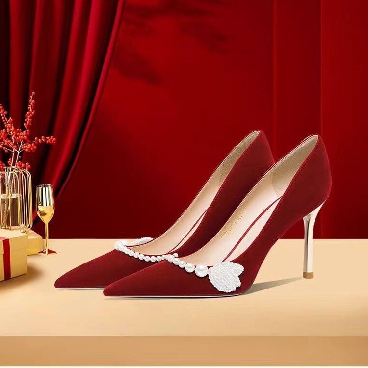 Wedding shoes for women with wide feet, suitable for traditional Chinese dress, dual-use bridal shoes, red high-heeled shoes with high instep, large size Wedding shoes for women with wide feet, suitable for traditional Chinese dress, dual-use bridal shoes, red high-heeled shoes with high instep, large size