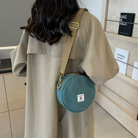 女士单肩包;女士斜挎包;休闲背包