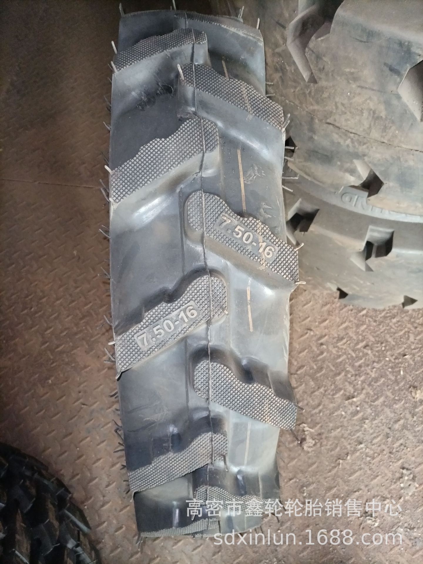 供应6.00-6.50-7.50-12-14.9-12-16拖拉机抓地虎轮胎