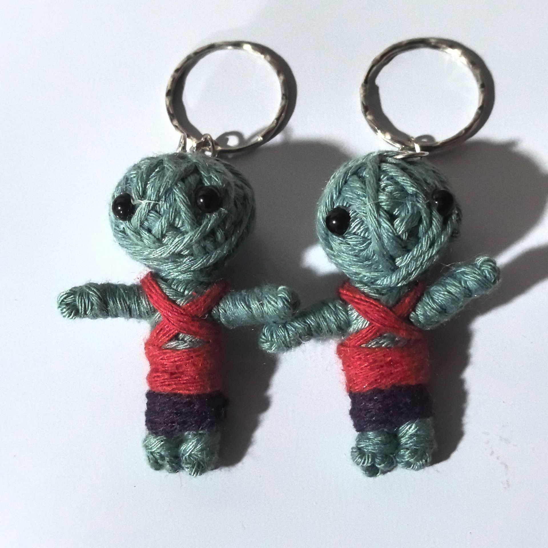 Lana hecha a mano malvada muñeca bruja muñeca decoración navideña ambiente regalo llavero Halloween