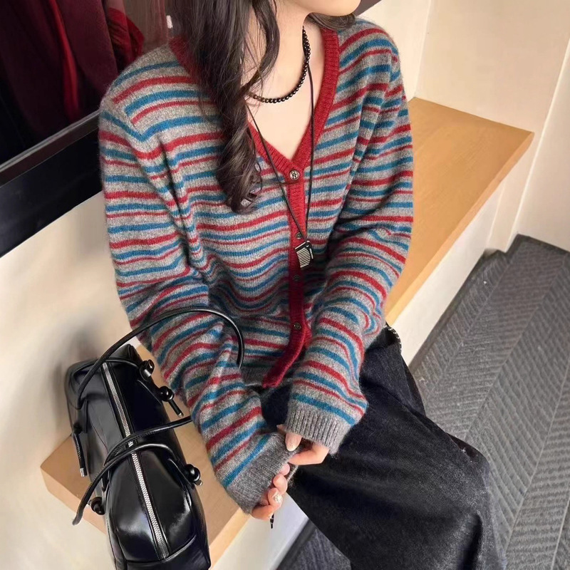 2025年撞色条纹V领针织开衫外套女早秋季高级感毛衣外穿短款上衣|undefined