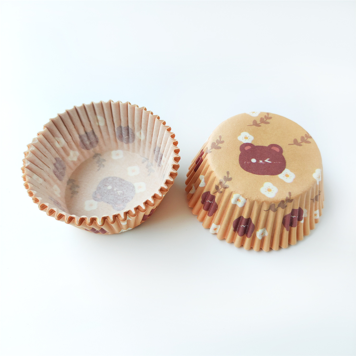 100 pcs / caja Xue Mei Niang soporte de papel para pastel medio soporte de papel para hornear tazas de papel muffin relleno soporte de papel a prueba de aceite