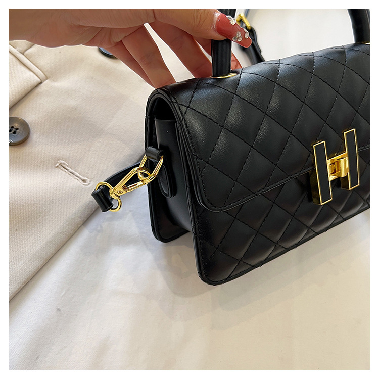 Borsa rombica di nuovo stile 2023 piccola borsa profumata stile nuova borsa a tracolla di moda design senso borsa tutto-fiammifero_voghion.com