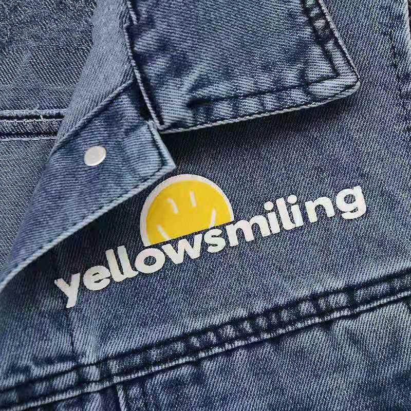 Women's Clothing Women's Style Spring Autumn Denim Vest Fashionable Large Pocket Print Vest Versatile Loose Fit Outerwear_voghion.com