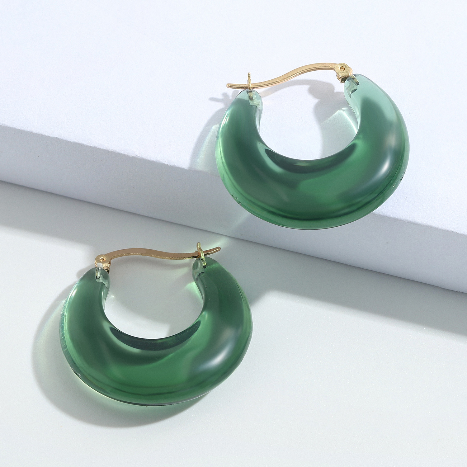 Korean style retro color Ushaped resin earringspicture15