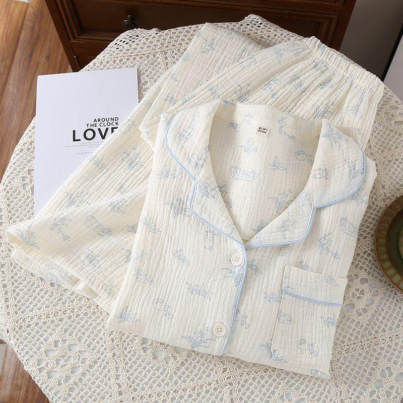 어린 시절 긴 소매와 바지 정장