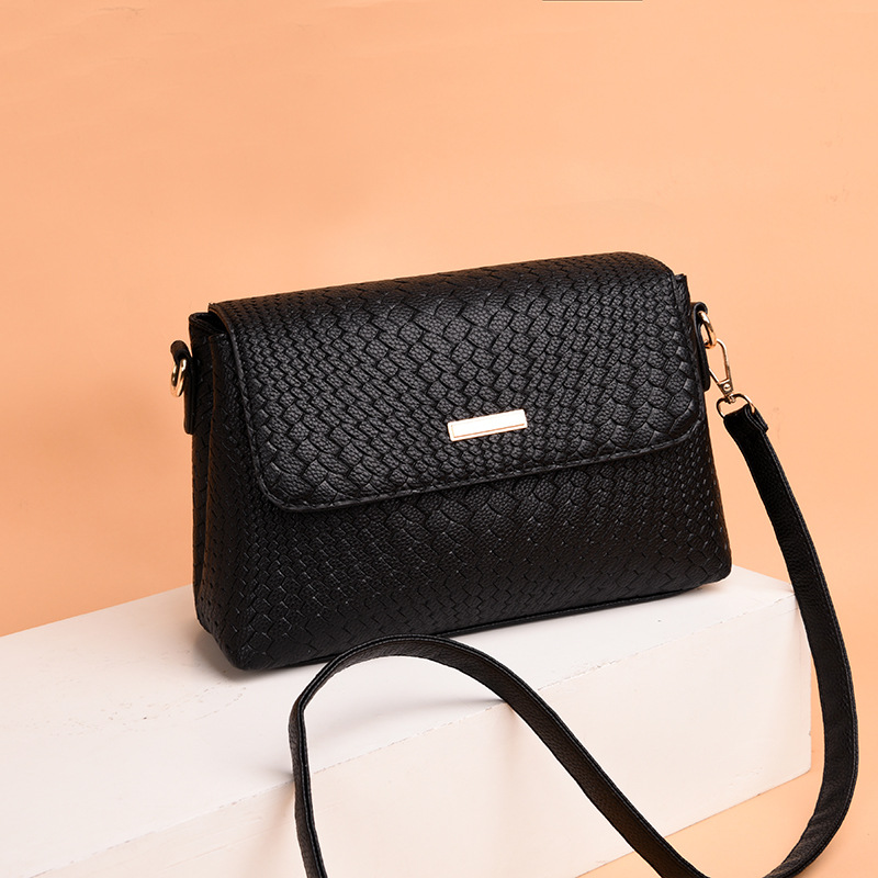 polyurethane capacious fashionable shoulder bag one shoulder