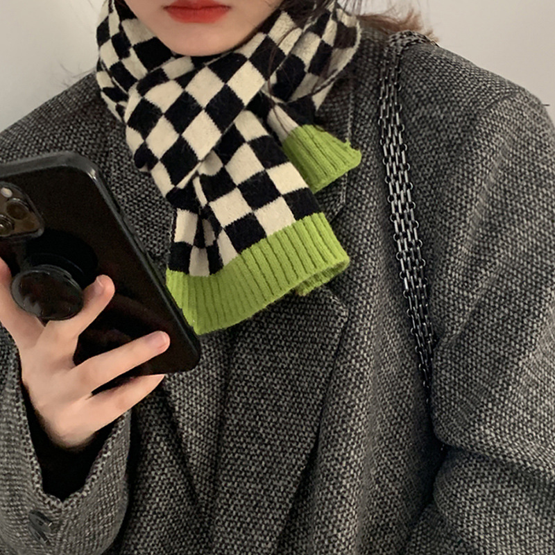 Xiaozhong Chessboard Knitted Woolen Women's Winter Black White Checkered Pattern Korean Version Versatile Student Spring_voghion.com