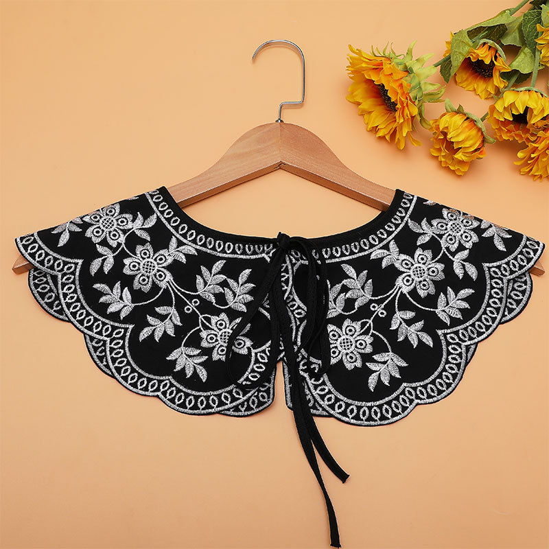 Collar falso de primavera y verano exquisito bordado en blanco y negro ropa de mujer vestido de suéter a juego collar decorativo transfronterizo dedicado para el comercio electrónico