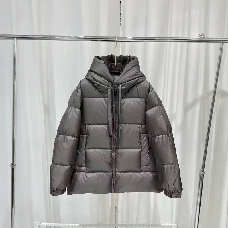 2025冬季欧版M白鸭绒连帽羽绒服女短款面包服高端潮流外套百搭|undefined
