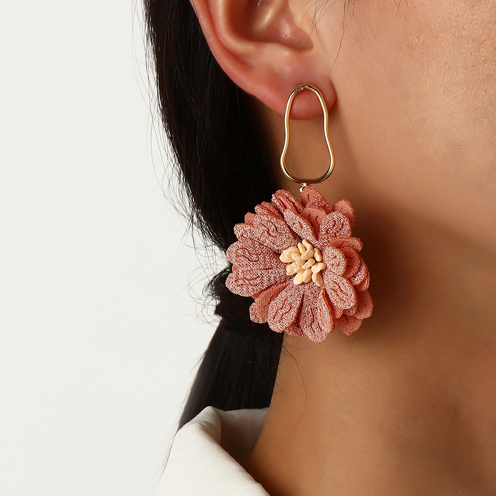 Fabric Flower Earrings Women's Summer Earrings Wholesale display picture 3