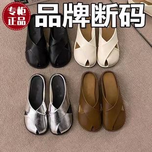 Women's Summer Outer Wear 2025 New French Style Retro Non-slip Comfortable Soft Flat Sandals for Women