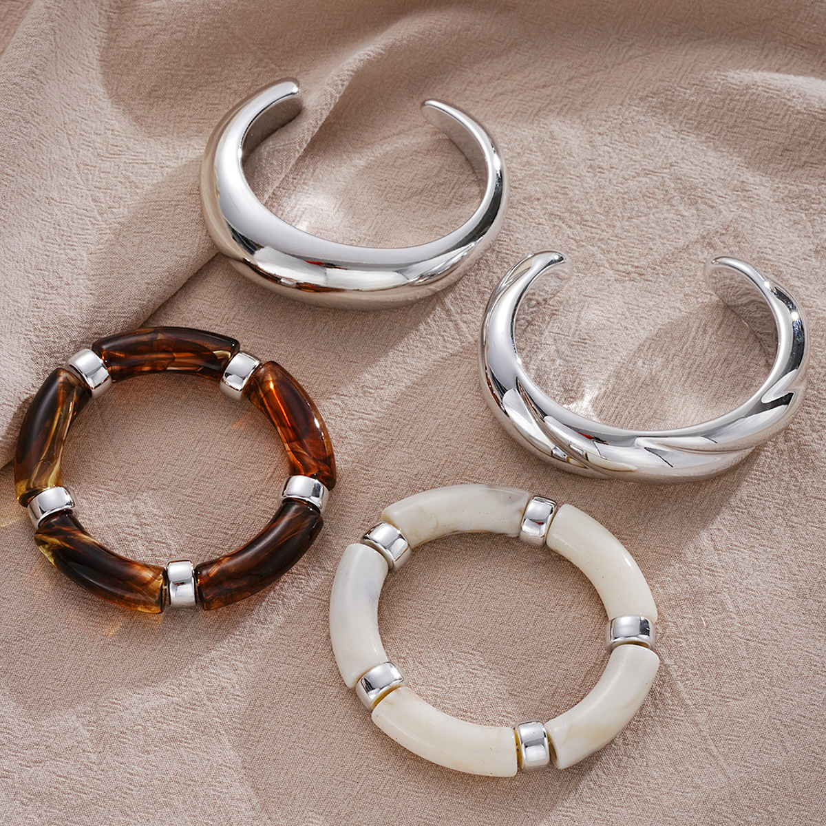 Europa y América de moda transfronteriza espejo exagerado amplio borde abierto pulsera simple pulsera de textura metálica de lujo ligera