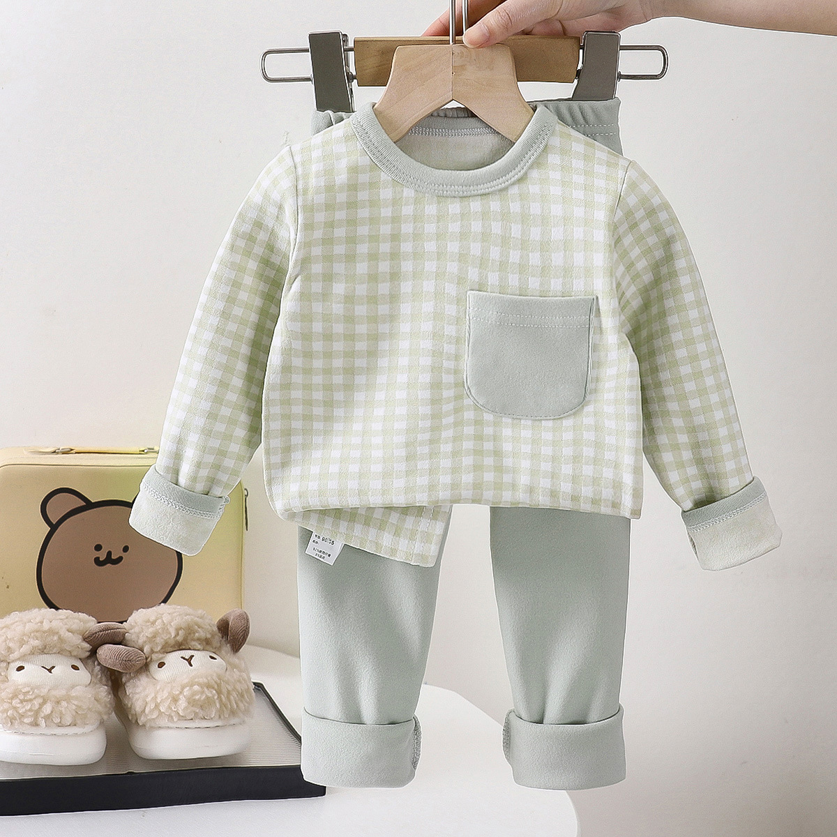 Conjunto de Ropa Interior Térmica para Niños de Poliéster para Otoño e Invierno image 4