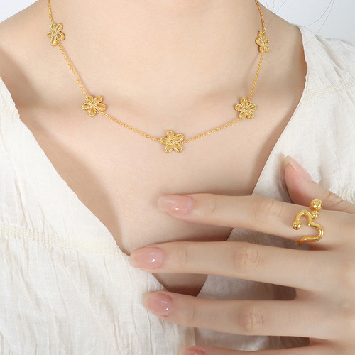 Korean-inspired Instagram-style gold-plated daisy DIY personalized fresh and sweet floral necklace fashion bracelet jewelry set