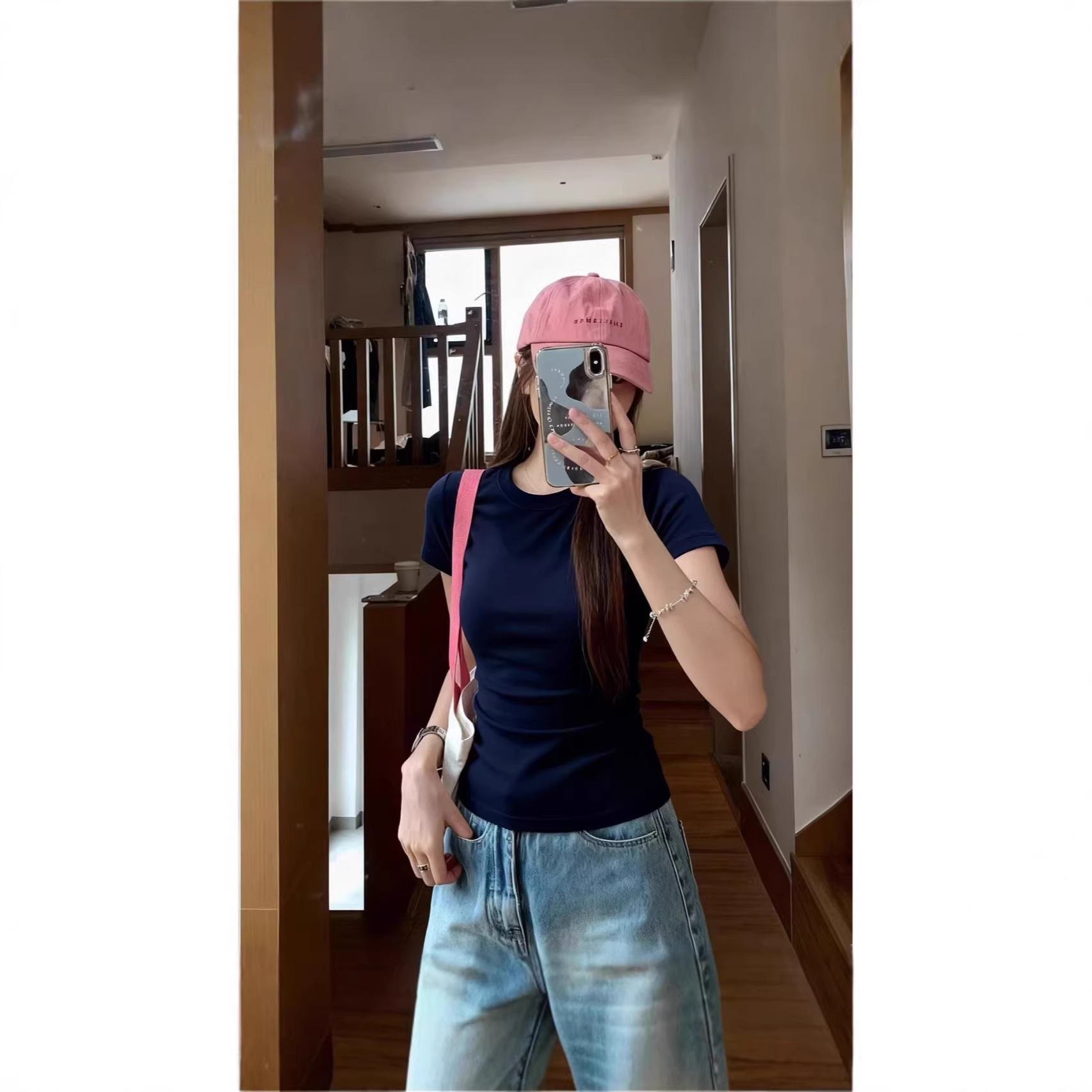 American-Style Spicy Girl Slim-Fit Short-Sleeve T-Shirt for Women, Summer 2026 New Model, Fitted Sports Style Crop Top