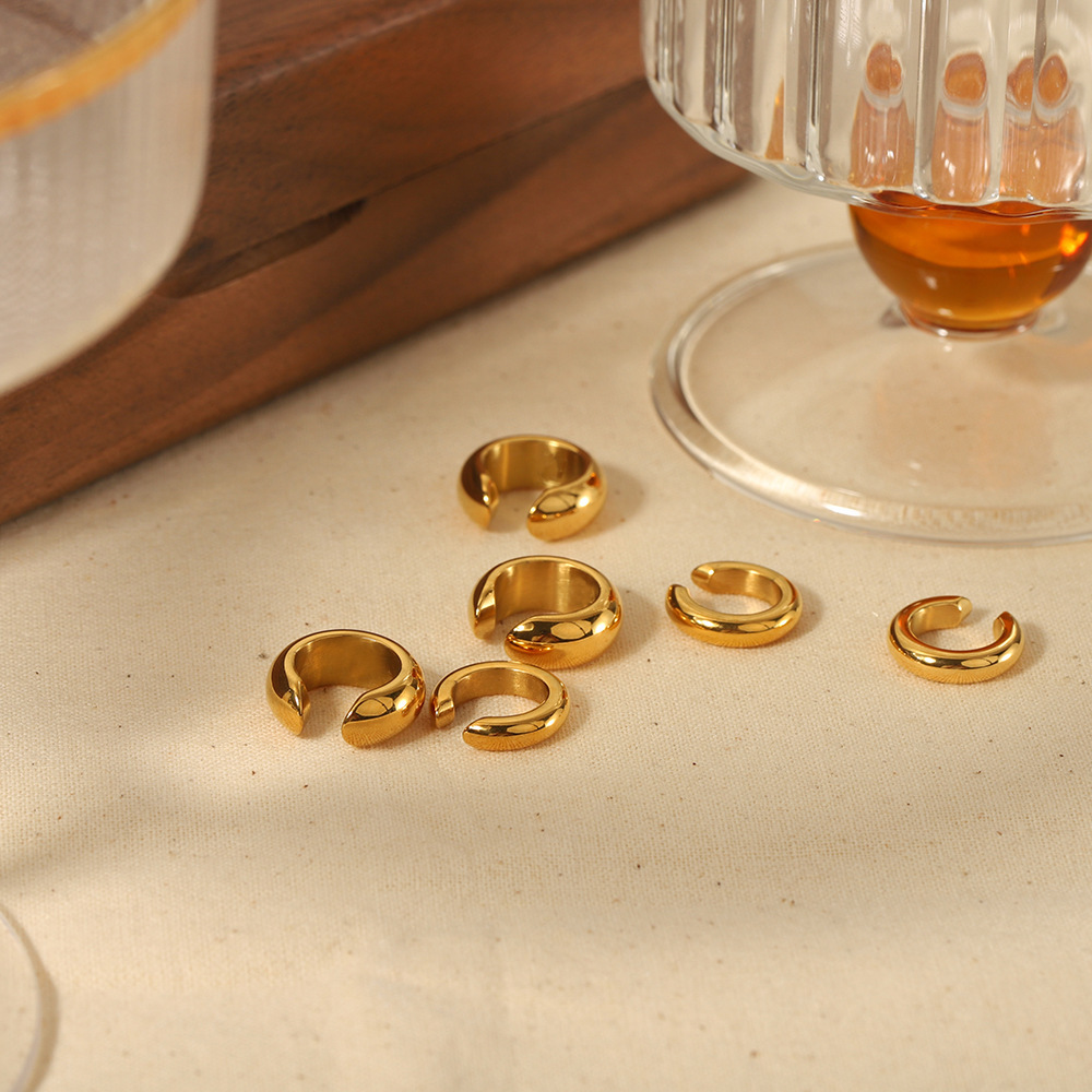 Pendientes de acero inoxidable para mujeres transfronterizas, sin orejas perforadas, clips de oreja en forma de C de nicho de alta calidad, clips de oreja de acero de titanio