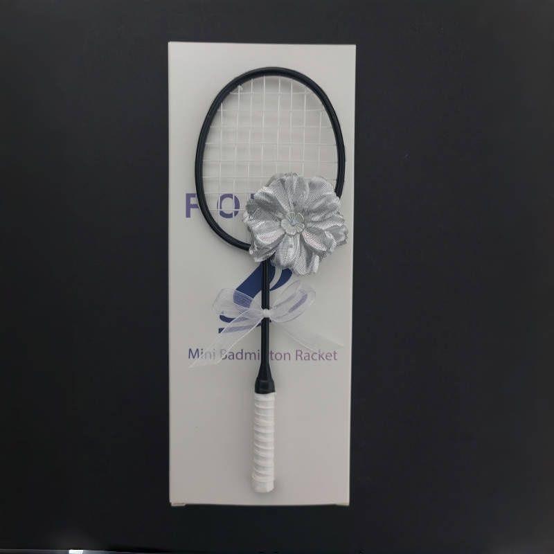 Mini Badminton Racket Design, the Material Is Hard and Textured. a Small Gift for Badminton Players That Can Be Used as a Backpack Pendant