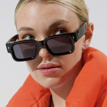 箭头米钉太阳镜方形时尚遮阳太阳眼镜欧美防晒个性墨镜铆钉沙滩男