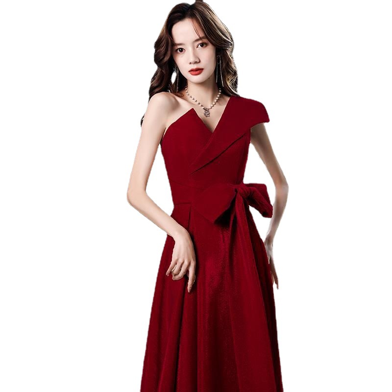 Vestido tostado novia vino rojo verano estilo de un hombro vestido largo orden boda de regreso a la puerta Gracias banquete vestido de noche