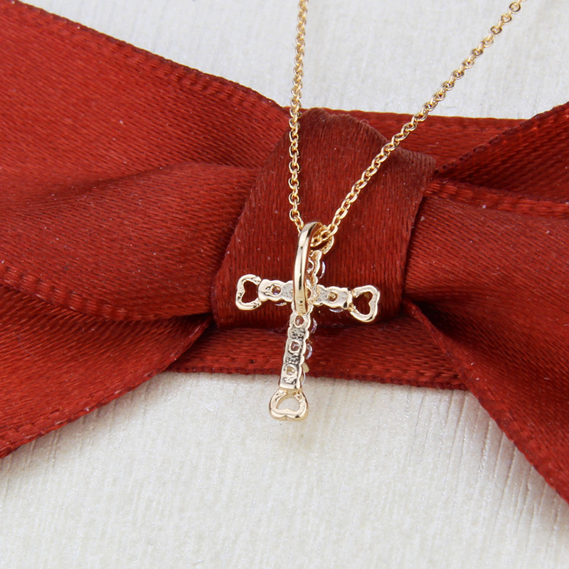 Simple Cross Necklace display picture 9