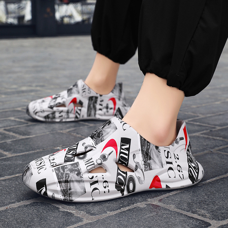 Zapatos con agujeros de coco, sandalias de graffiti para hombres y mujeres, ropa exterior EVA, suela gruesa, zapatos de mierda, zapatos de playa, sandalias para hombres