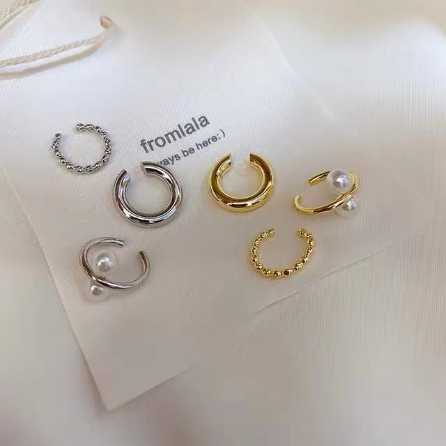 Korean Retro Metal Pearl Ear Bone Clip Set display picture 4