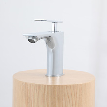 ���Ã��������� �������^�ο��������ˮ���^ԡ�ҙ�̨��ˮ���^