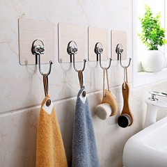 フックは穴を開けないでください。トイレには跡がありません。後はラテックス塗料の白い壁に強い荷重をかけます。