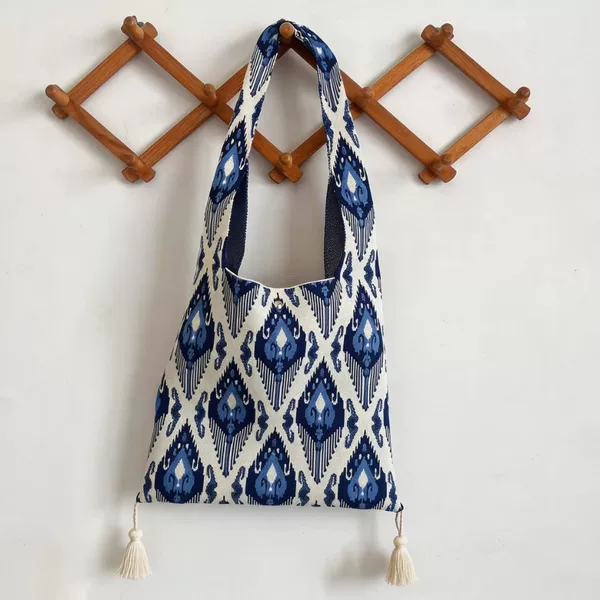 Adelaide Pattern Xinjiang Travel Souvenir New Open-Top Knitted Bag Large Capacity Women's Shoulder Bag