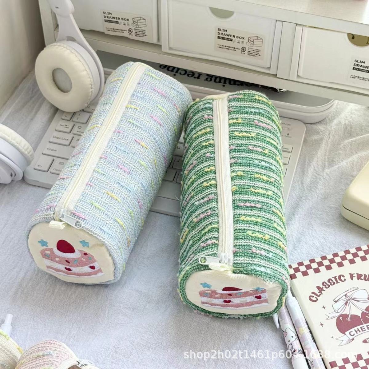 かわいいいちごケーキ筆袋大容量円筒文房具収納袋中高生小清新デスクトップ筆箱女