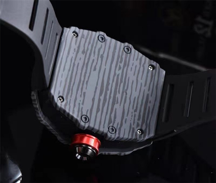 2023 Neue Holzmaserung Hohl Herrenuhr Fashion Business Barrel Quarzuhr_voghion.com