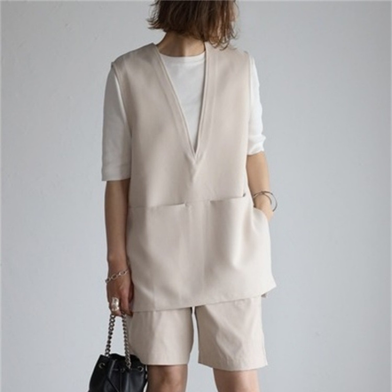 Cross-Border Popular Japanese Style Women's New Design Vest Women's Summer Simple Sleeveless Deep V-Neck Pullover Solid Color