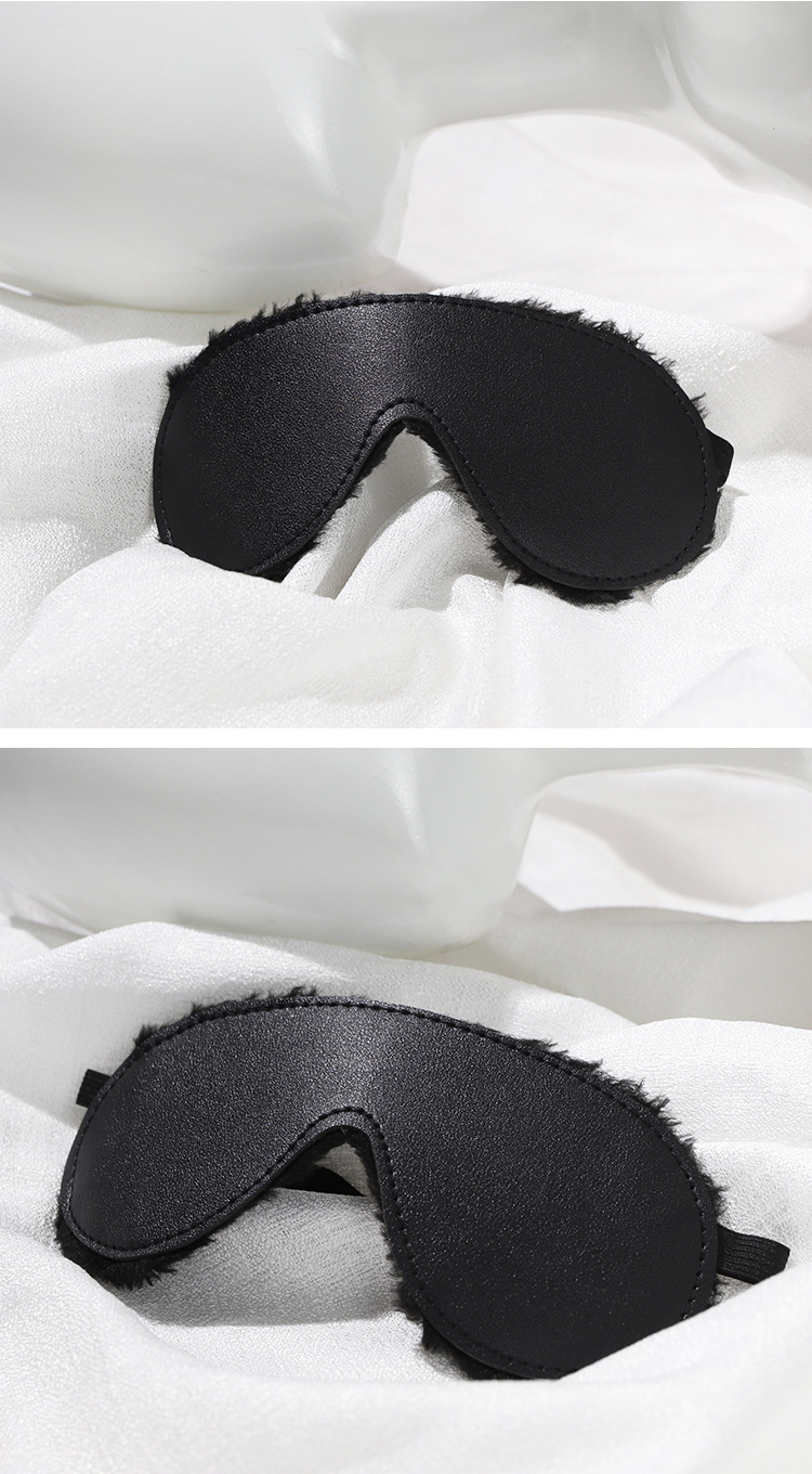 Plush Leather Eye Mask with Couple Handcuffs, Black Bondage Set for Adults — detail image 23