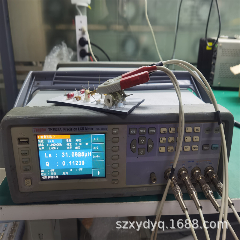 Tonghui TH2827A  高频精密LCR数字电桥测试仪 TH2829A