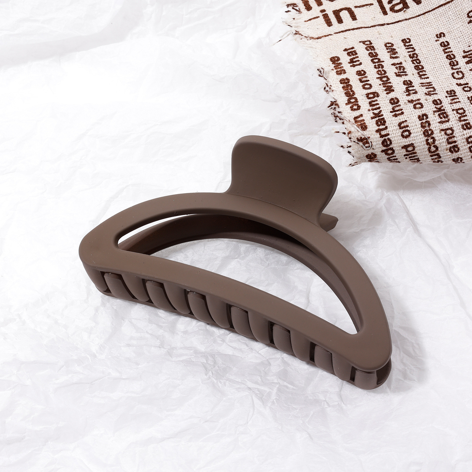 En FORMA DE D gran tiburón pelo agarre hecho a mano esmerilado pelo clip de nuevo cabeza de las mujeres updo pelo clip accesorios para el cabello al por mayor