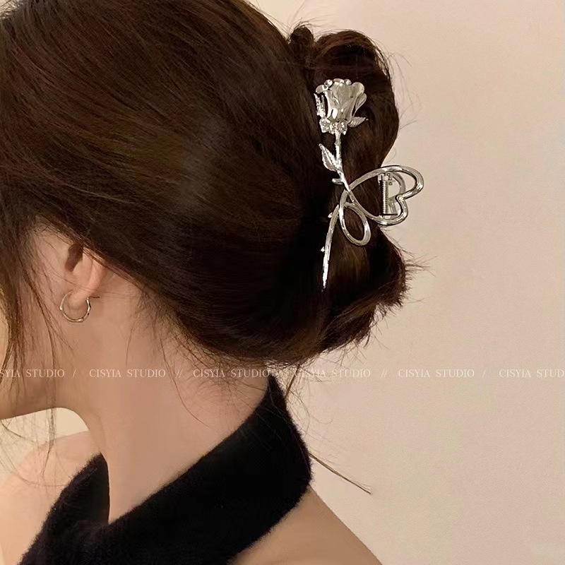 Molla per capelli retro in metallo cuore rosa accessorio donna_voghion.com