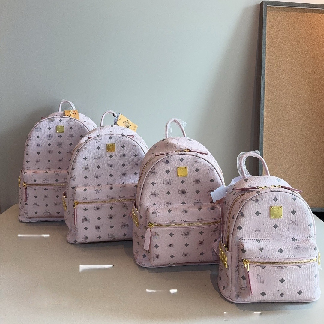 Bolso de mujer, bolso de mujer, bolso MC, mochila de remaches medianos, mochila de moda versátil LV, bolso de viaje de viaje.