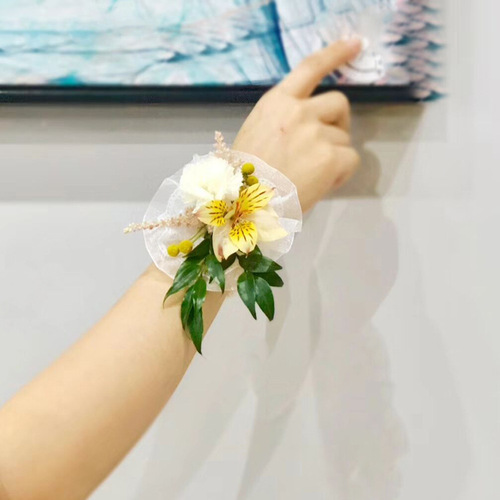 Wedding bride wrist flower belt bead hand flower handmade diy accessories pearl flower hand decoration flower wedding flower shop supplies batch