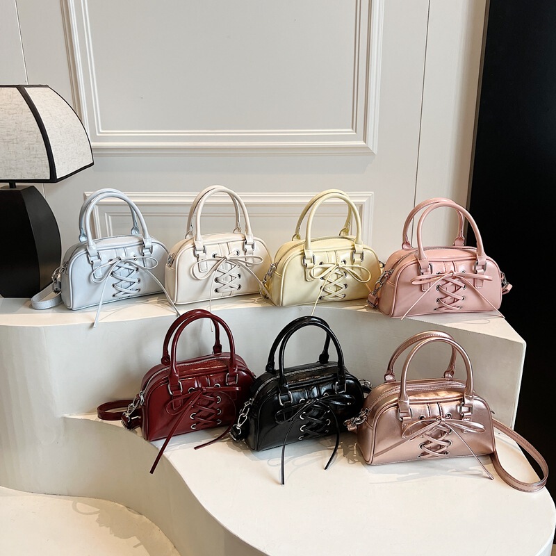 Southeast Asia New 2025 Personalized Fashion New PU Fabric Shoulder Bag New Women's Bag Fashionable All-match Crossbody Bag Southeast Asia New 2025 Personalized Fashion New PU Fabric Shoulder Bag New Women's Bag Fashionable All-match Crossbody Bag