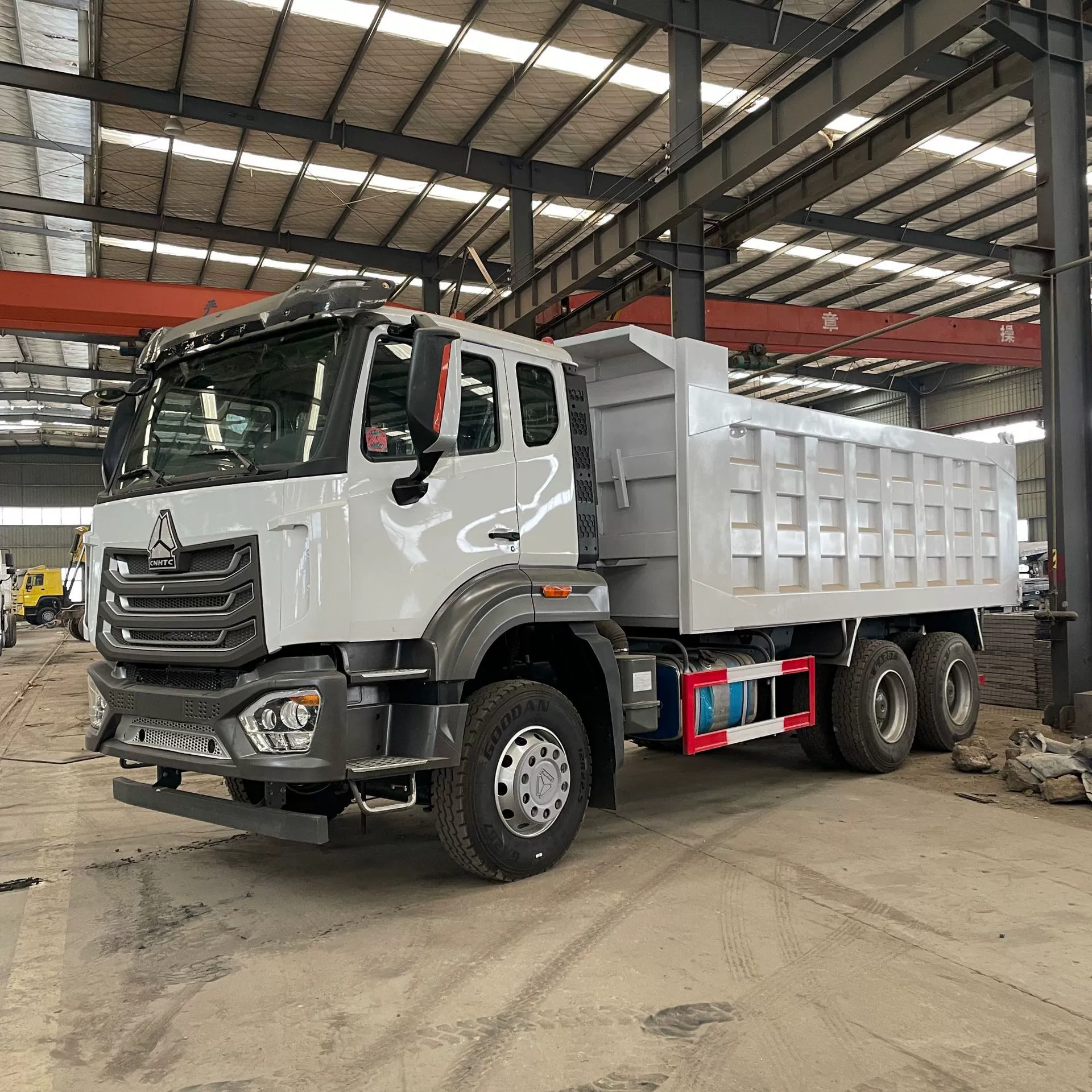 Самосвал HOWO, китайский тяжёлый грузовик HOWO Haohan 6x4 10-колёсный, стандарты выбросов National II и National III, 371 л.с.