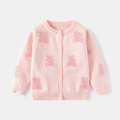 子供服の女の子はミンクの釘珠ウサギのニットのカーディガンのコートをまねて、赤ちゃんの芯の糸を包んで胸のセーターを開けます。