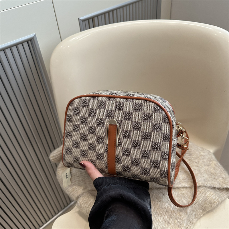 Mochila de moda vintage flores 2024, otoño y invierno nuevo mini bolso cuadrado simple, textura de estilo occidental, bolso de hombro.