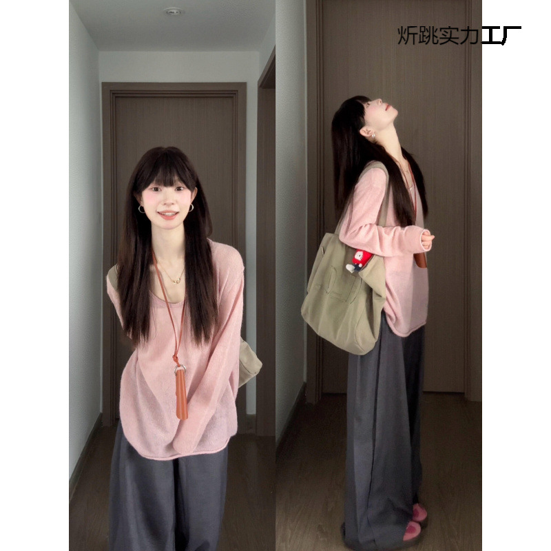 Korean-Style U-Neck Knitwear, New Early Autumn Style, Soft and Lazy Style, Long-Sleeved Pullover Women's Top, Soft and Lazy, Stylish
