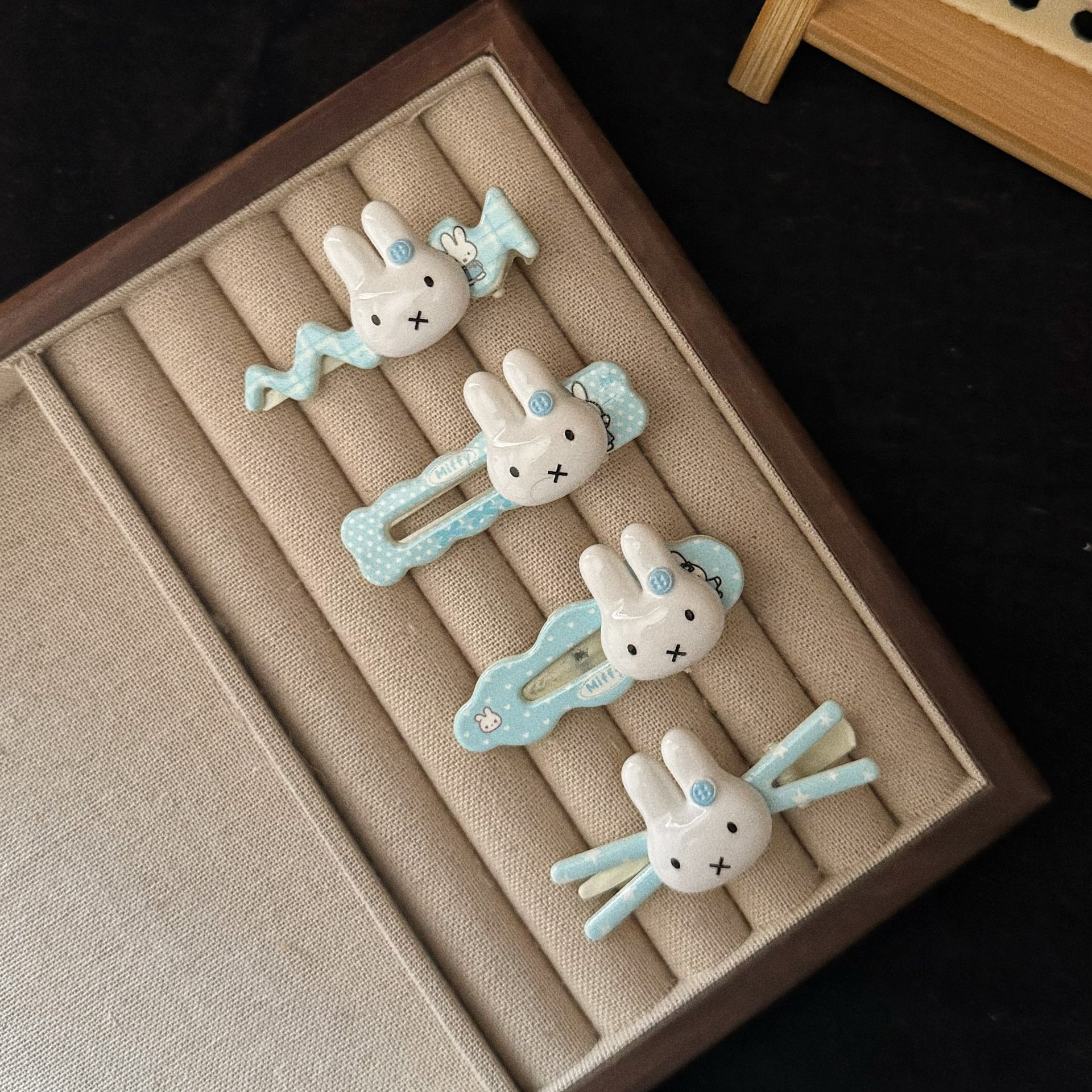 blue wavy cartoon cute hairgrip